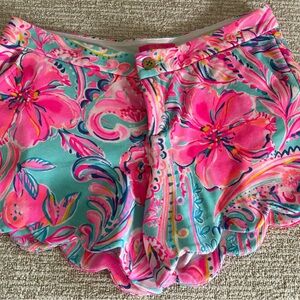 Lilly Pulitzer Vibrant Floral Women's Knit Shorts sz 12